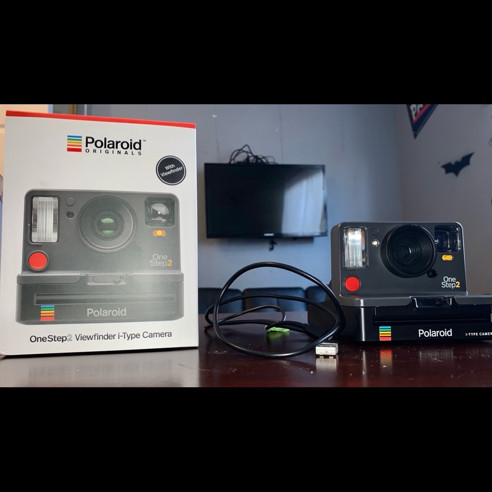 Polaroid Onestep 2 Camera (Graphite)
